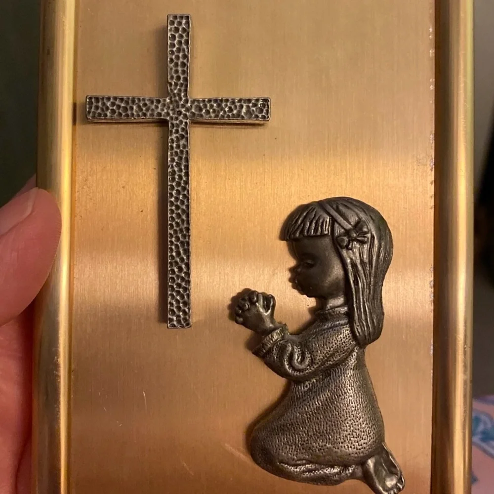 Praying Girl And Cross Gold Pewter Religious Photo Frame 3D #13